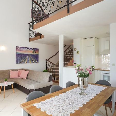 Lana Deluxe,Sevid Apartment Bagian luar foto
